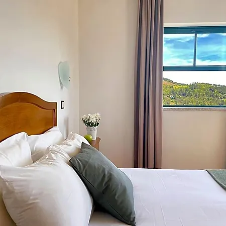 Vinhais Hotel 2* ビニャイシュ
