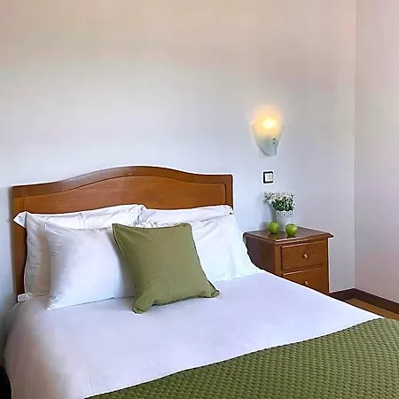 Vinhais Hotel ホテル ビニャイシュ