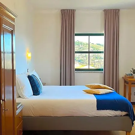 Vinhais Hotel ビニャイシュ