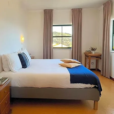 ホテル Vinhais Hotel ビニャイシュ